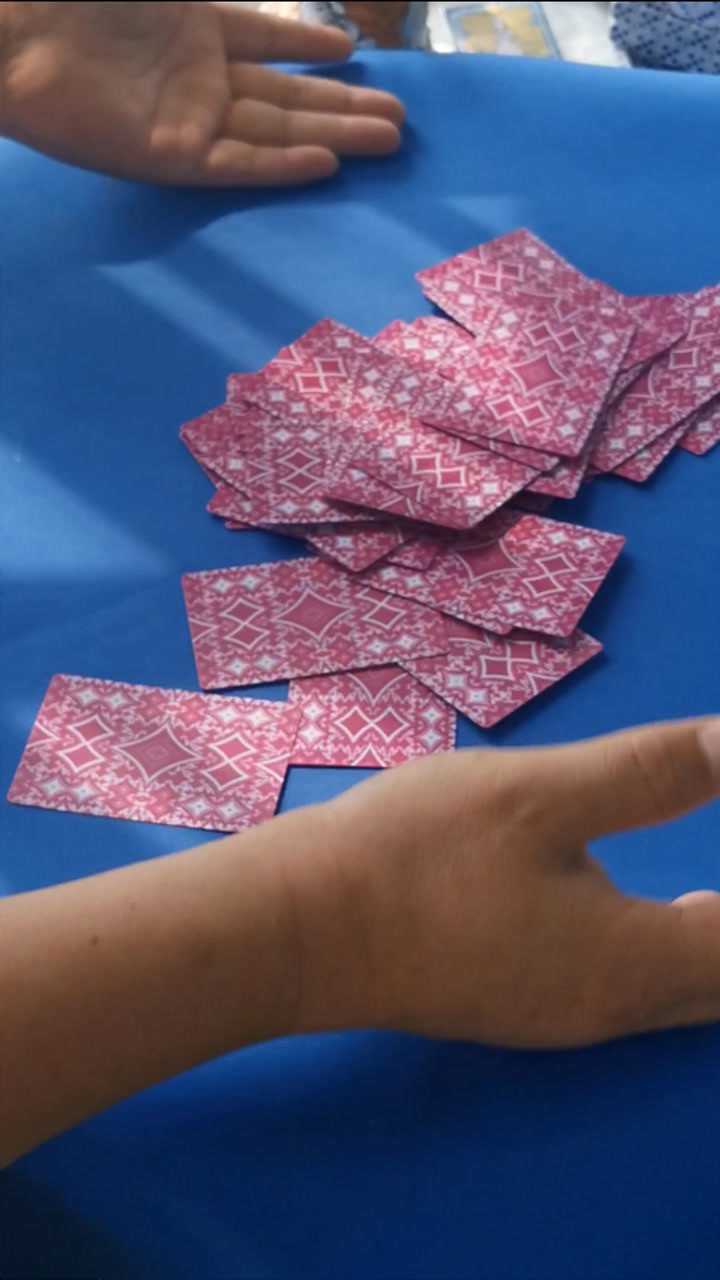扑克炸金花魔术教学闪电控牌纯手法教程详细讲解