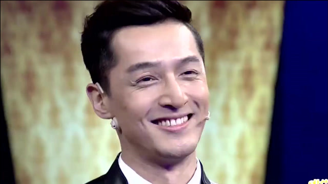 胡歌上访谈节目出场和粉丝闹着玩自己先笑疯了静距离