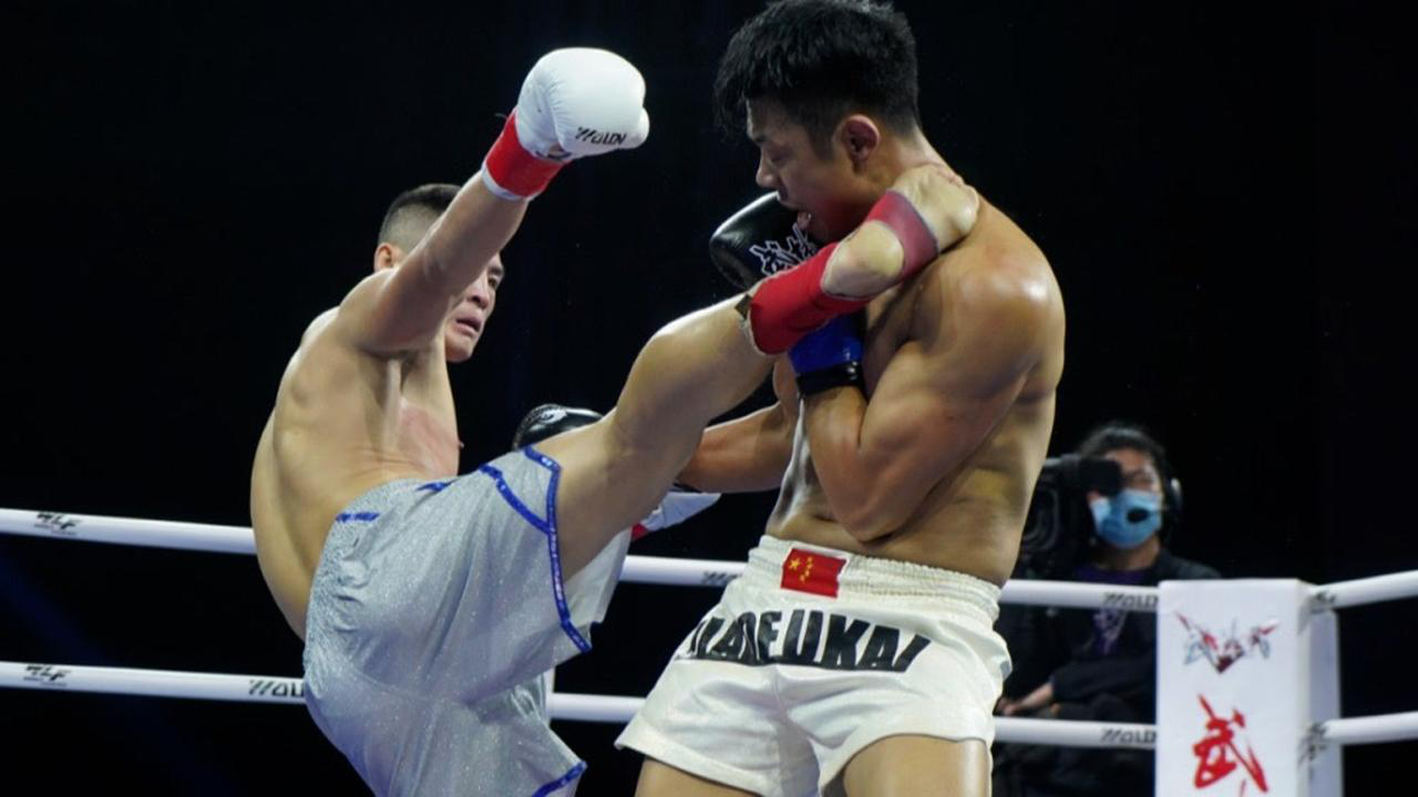 武林风:"大魔王"李辉再次大发拳威,又拼下"野狼",还是这么猛!