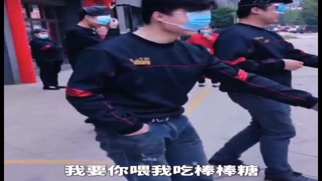 搞笑配音:这活动在哪报名,我要参加