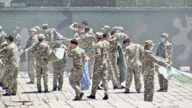 学生举报军训基地枕头有蛆 基地:有虫子无蛆 部分不实将追责