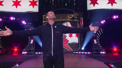 CM Punk震撼登场AEW联盟！芝加哥AEW赛场顶棚掀翻！