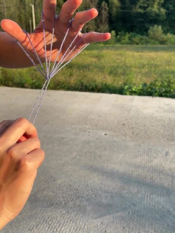 织花线降落伞图片