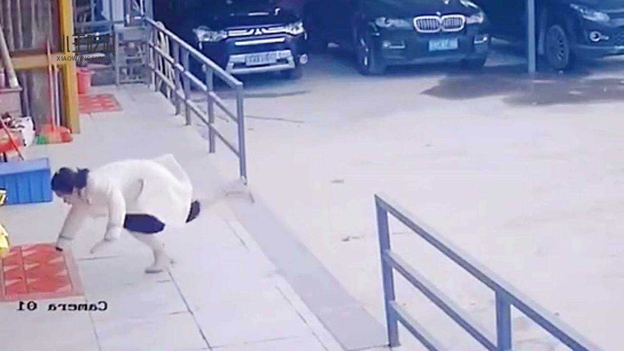 猝不及防的瞬间，尴尬的要命_高清1080P在线观看平台_腾讯视频