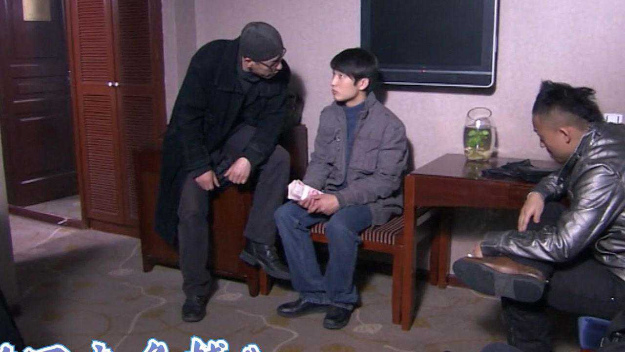 杀人犯铤而走险,在警方眼皮下,为母亲过祭日,犯罪剧 _腾讯视频