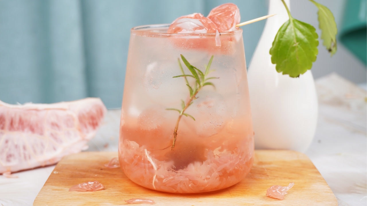 教你在家做蜂蜜柚子茶,蜂蜜柚子的酸甜加上茉莉花茶的茶香