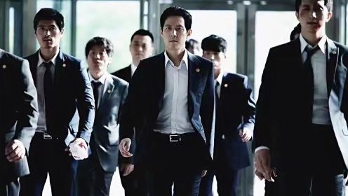 韩国黑帮电影：《新世界》