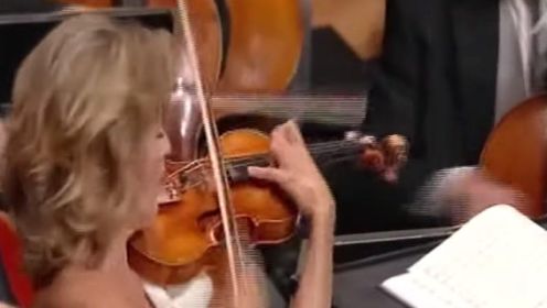 柴可夫斯基D大调小提琴协奏曲～维纳交响乐团～穆蒂指挥～安妮·索菲·穆特演绎