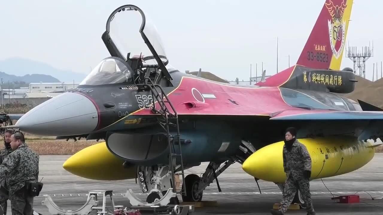日本航空自卫队f2战机,油箱上四个大字——见敌必杀
