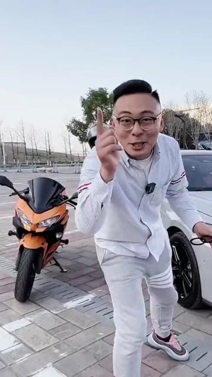 坦克又要换变速箱8583次播放 · 04月28日01:12选牌照如何选个豹子号