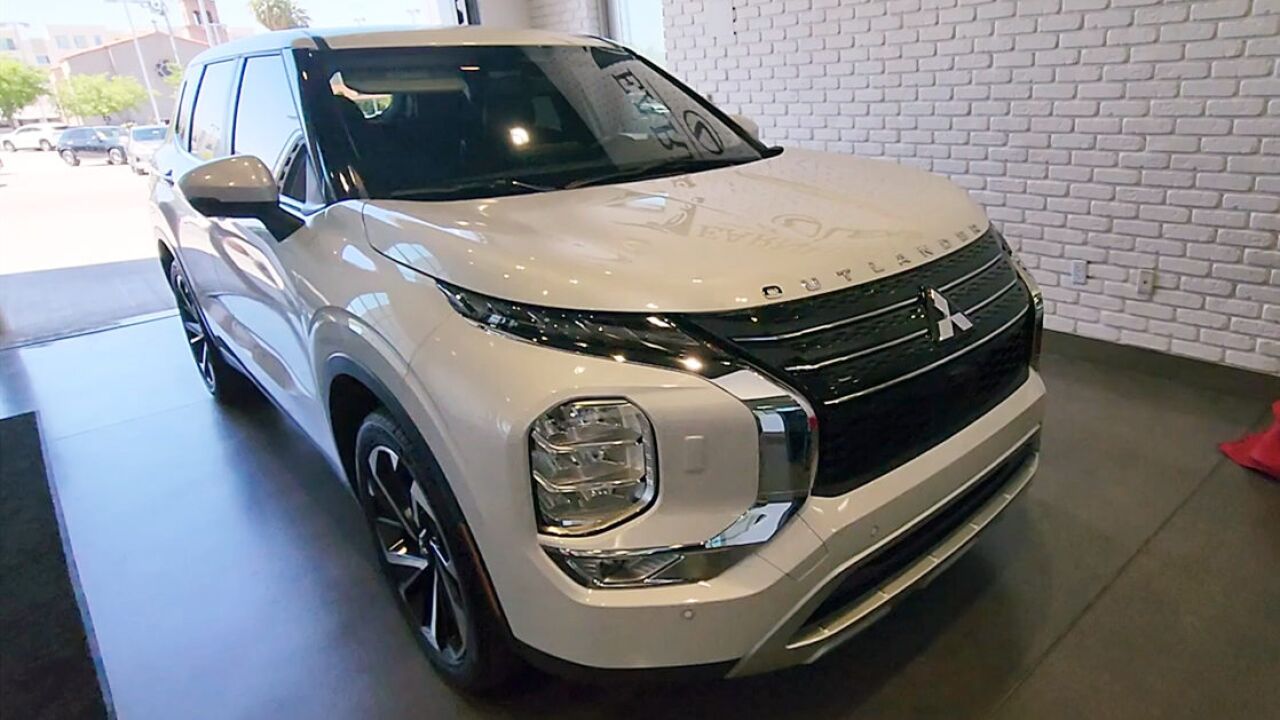 2022款三菱欧蓝德入库实拍全方位了解后给一个不买的理由