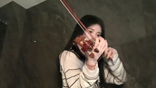 多才多艺！鞠婧祎小提琴演奏《玫瑰少年》，琴声配美女氛围感拉满
