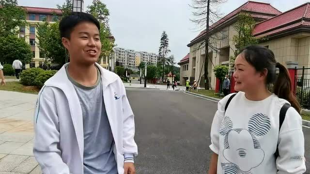 幼儿园萌娃制作“加油鸭”手工礼物,为高三学子加油鼓劲