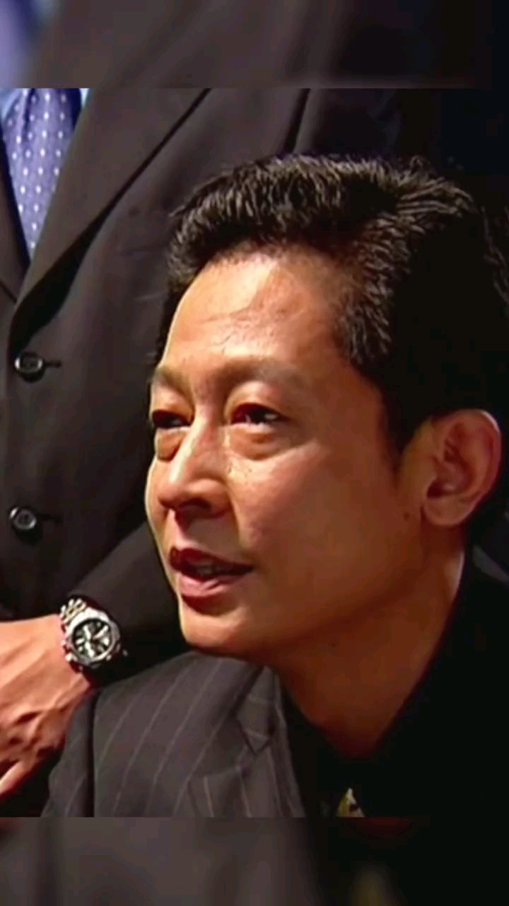 这才是真正的斯文败类啊真不是带个眼镜一身西服就完了得有点文学底蕴啊_高清1080P在线观看平台_腾讯视频