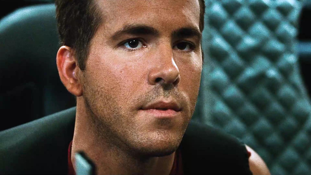 剑齿虎维克多高光时刻,金刚狼的骨爪也被一脚踩断