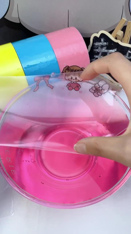 0厘米粉色粘水球完整版教程最后捏爆水球 #胶带球 #粘水球 #粘球球