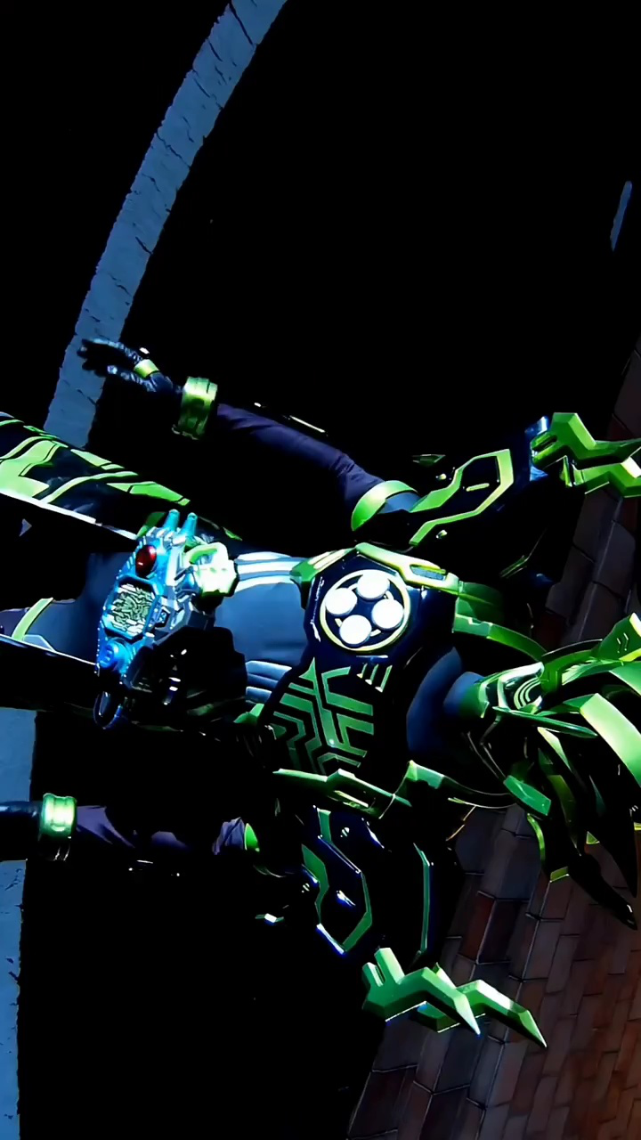 现在是审判时间,请保持肃静 假面骑士克洛诺斯