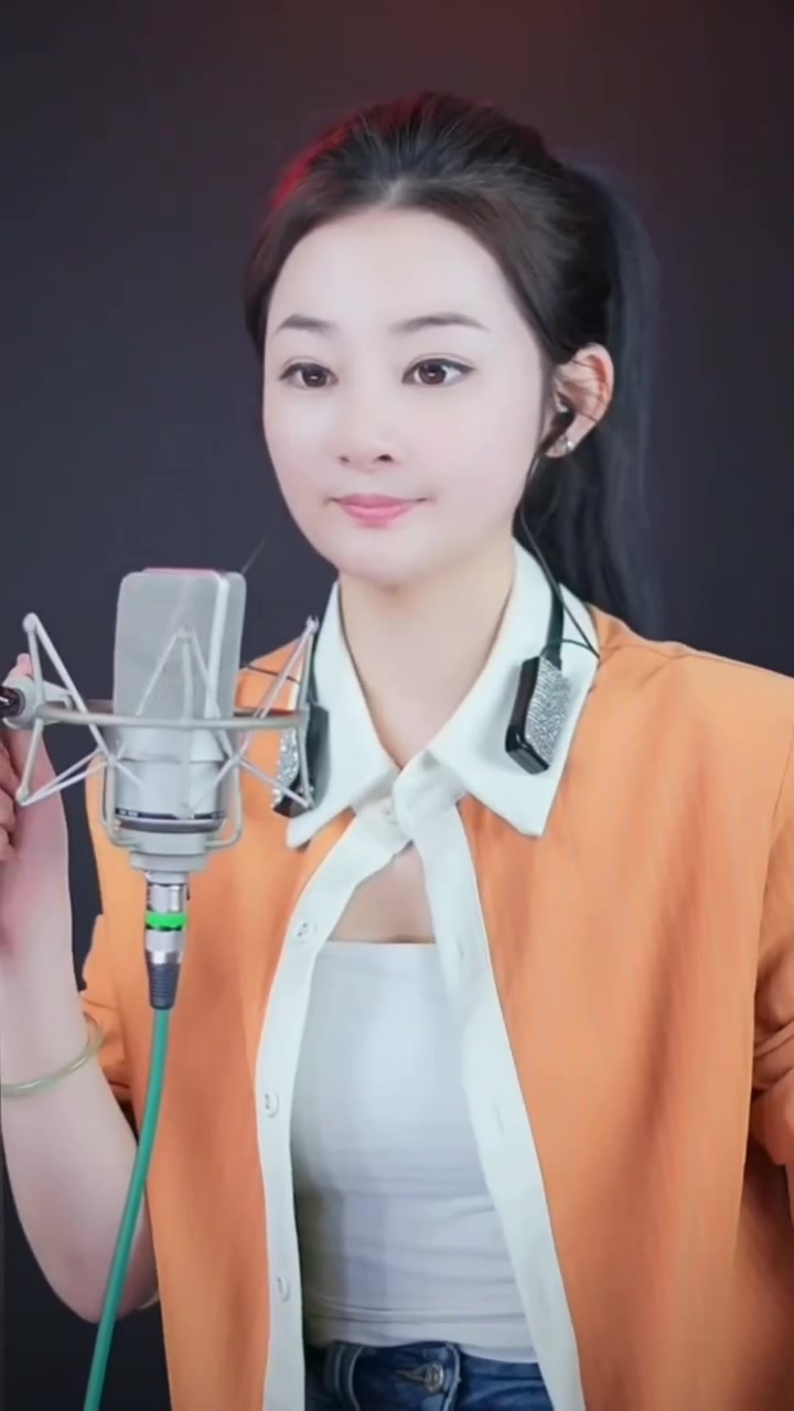 原唱歌手 我是你的格桑花 欣宝儿『师父王琪』(oxqfdercxcs)