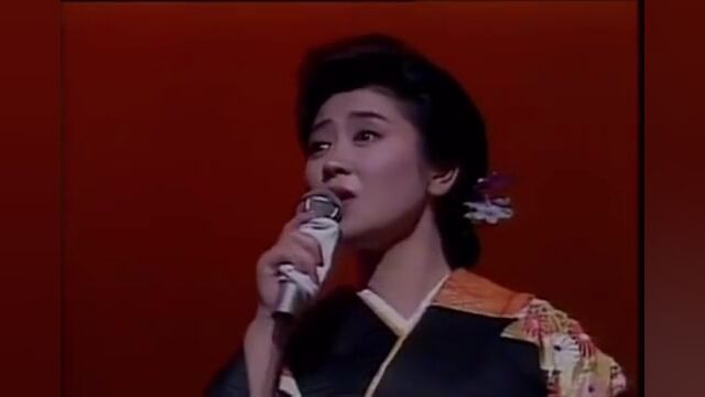 演歌女神五代夏子的早期演唱视频