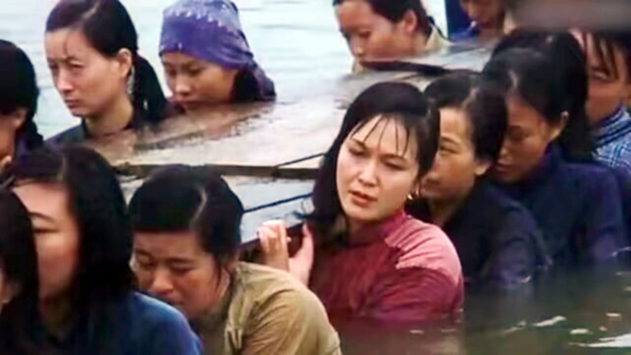 李娜一首《嫂子颂》唱得荡气回肠,配上沂蒙红嫂,催人泪下!