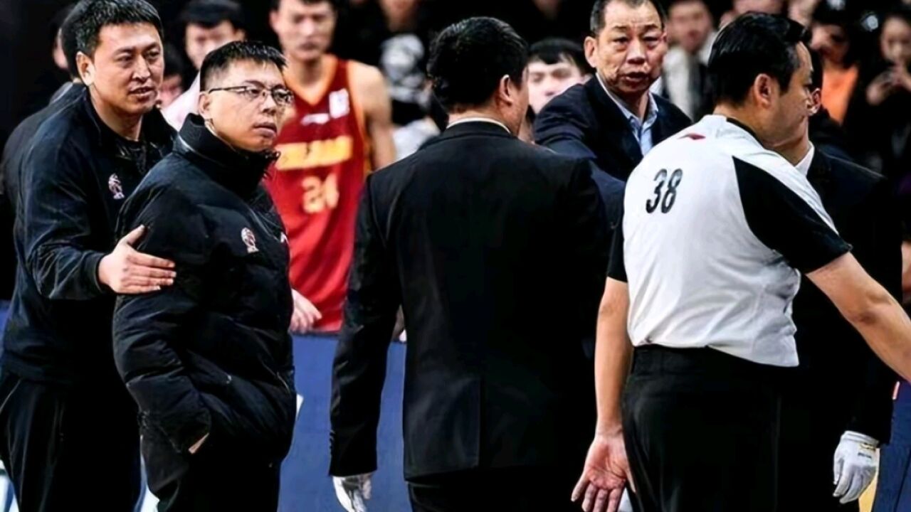 人才!方俊成浙江男篮季后赛唯一隐患,疯狂老总要向朱芳雨学习!