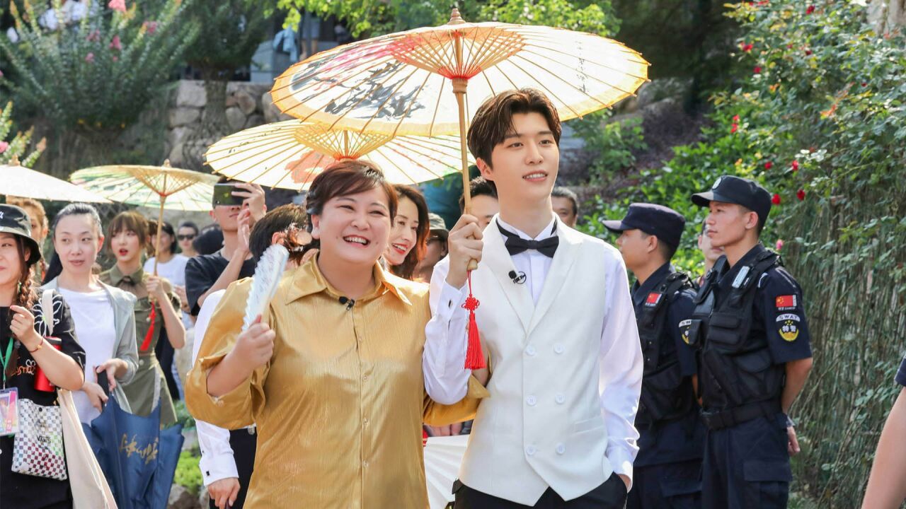 贾玲生娃孩子父亲是范丞丞?男方真性情回应怒呛网友:把嘴闭上