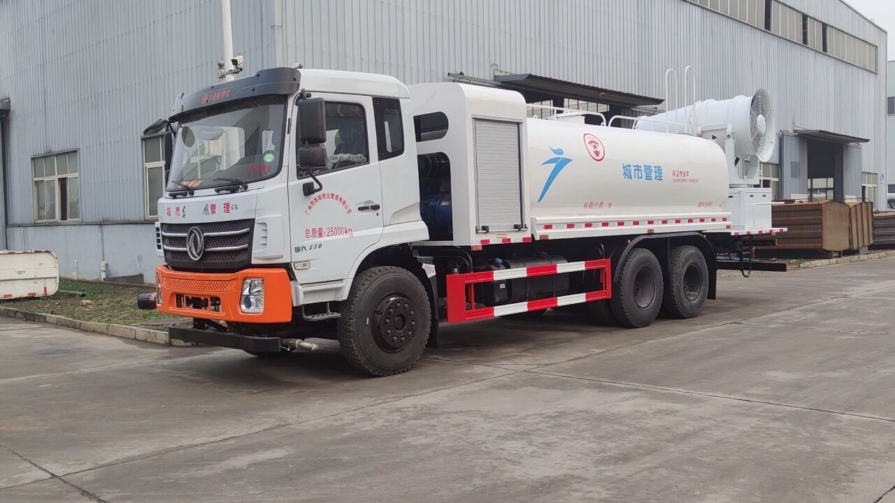 东风随专k6后双桥洒水车及100米抑尘车