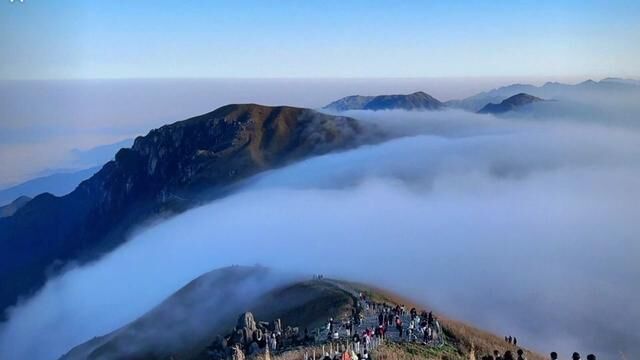 接下来秋天的武功山是这样的.#武功山 #治愈系风景