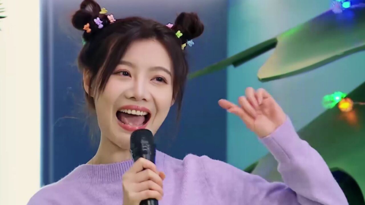 tvb演员演小品,还有专人给配音,妥妥的港剧风格丨情景