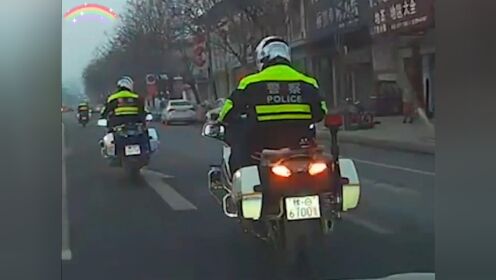 与时间赛跑,为生命护航盘点警车霸气开道的感人瞬间_高清1080P在线观看平台_腾讯视频