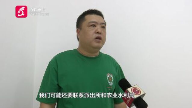 贵阳一小区停车场变养鸡场,业主忍无可忍,当事人竟说……