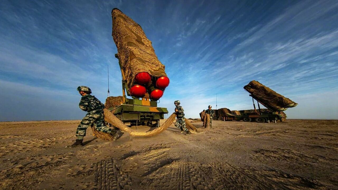 中国陆军和空军的地空导弹部队,在职能上有何不同?