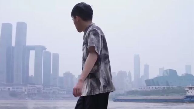 李加超初次来到重庆,被这里的景色所震撼