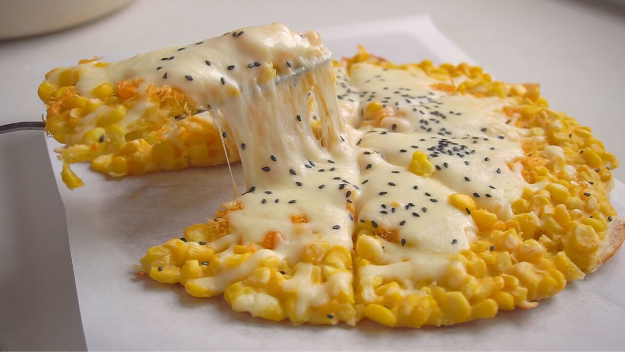 有平底锅就能做披萨,黄金芝士薄脆披萨,香脆爆浆4k