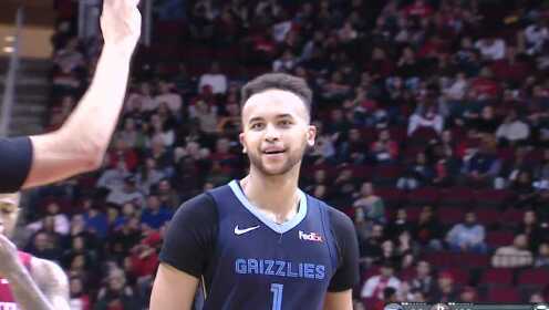 《NBA全场回放》【原声回放】灰熊vs火箭第4节 大胡子披荆斩棘喂饼卡佩拉
