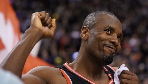 《NBA比赛集锦》【球星】伊巴卡vs步行者集锦 斩获30+7致命三分助队逆袭