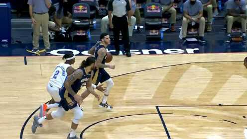 《NBA全场集锦》一人打一队！贝兹利内外兼攻连续砍分打停鹈鹕
