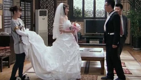 《林师傅在首尔》第29集 02：林飞和善姬都穿上了婚纱礼服，真是太美了