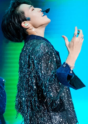 不愧是初评级第一!赞多《yummy》直拍,性感舞台,太炸了