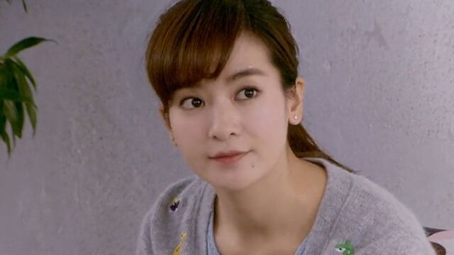 《红酒俏佳人》第29集01:赵夕在家又是拖地又是洗碗的,林轩觉得很不