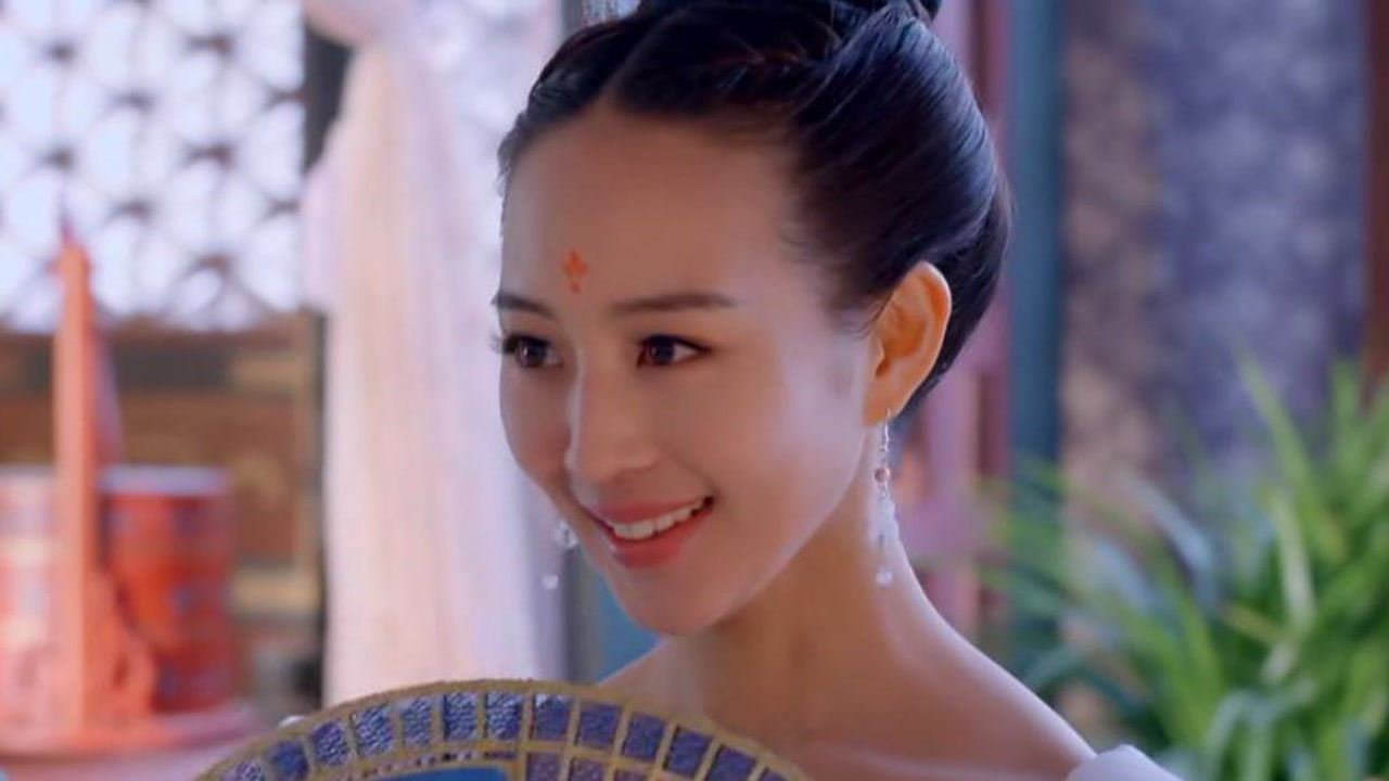 《武媚娘传奇》第14集03:如意要坏事了,竟把杨妃的扇子送给徐慧_高清