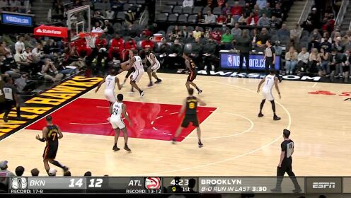 《NBA全场集锦》这球太难了！杜兰特命中失衡神仙球不满未吹犯规 队友反应亮了