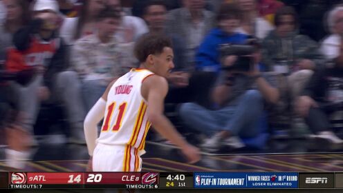 《NBA全场集锦》特雷杨超远长传省心又省力 亨特篮下接球得分配合默契