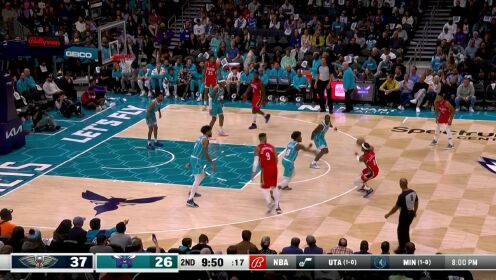 《NBA全场集锦》麦科勒姆闲庭信步后仰中投稳稳命中 罗齐尔小抛投完成回应