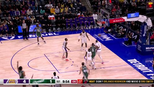 《NBA全场集锦》浓眉连线沃克外线开火 海耶斯毫不示弱三分甩狙还击