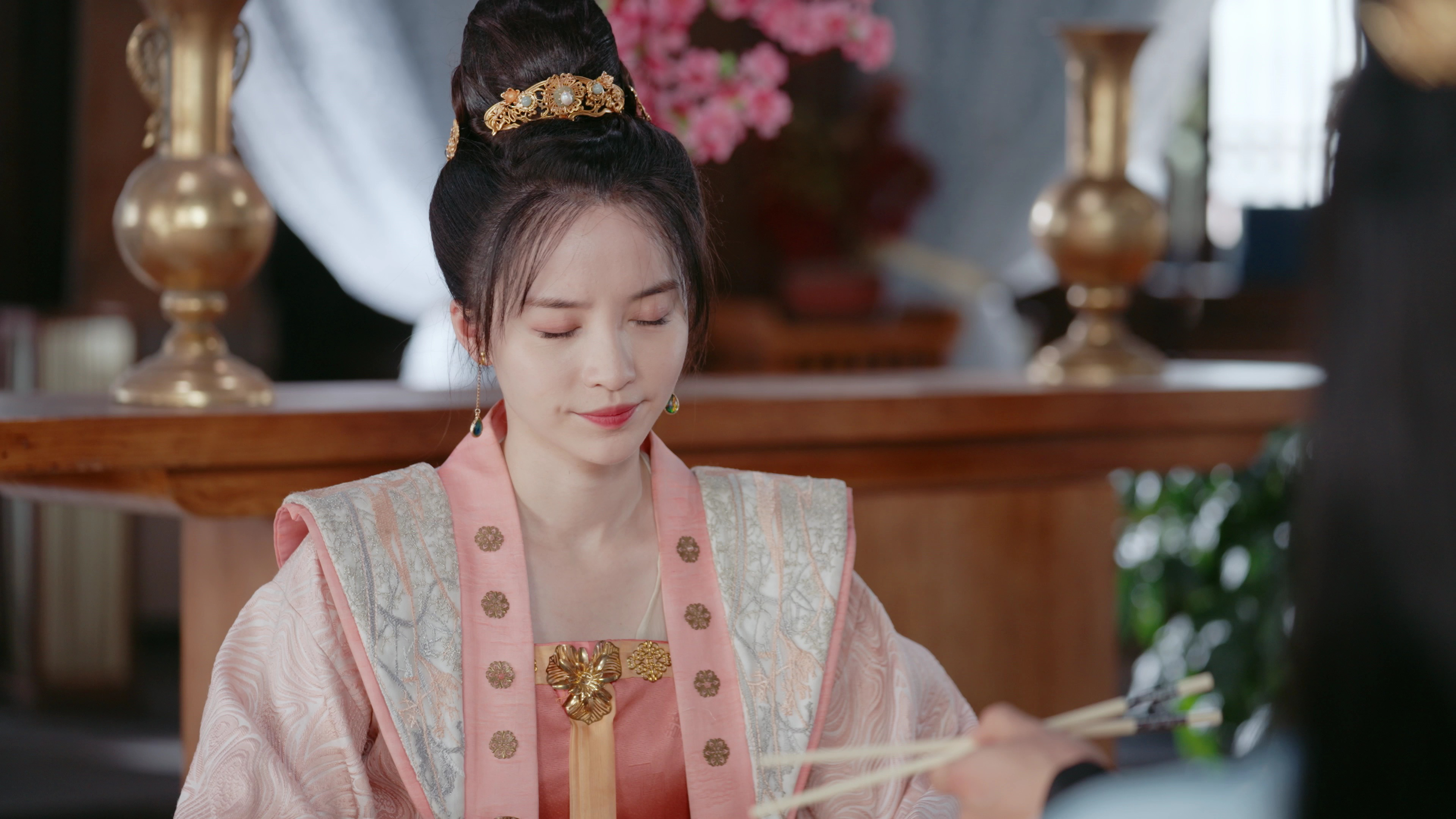 娘娘今日不上朝 4集