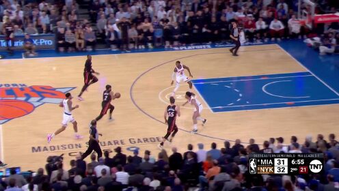 《NBA全场集锦》攻防两端皆有建树 阿德巴约盖帽暴扣样样精通
