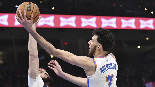 鹈鹕110-106雷霆 麦科勒姆锡安合砍49分鹈鹕力克雷霆