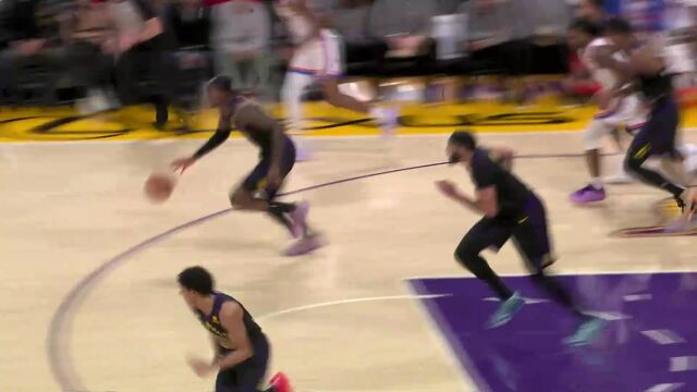 范德彪单骑推进 妙传浓眉双手暴扣