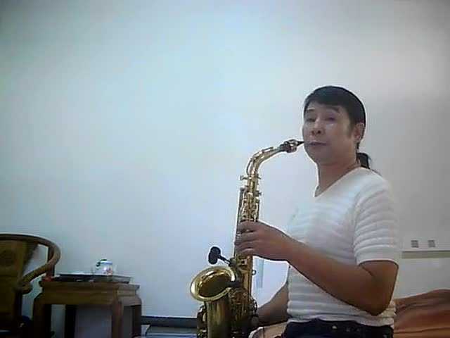 萨克斯鸿雁演奏者李刚高清版